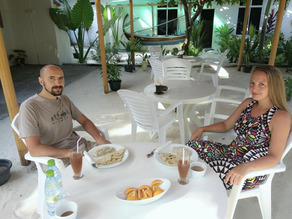 Resten Inn Thoddoo Exterior foto