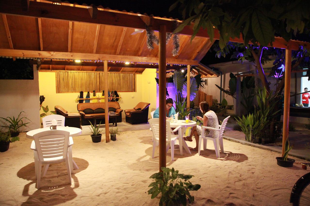 Resten Inn Thoddoo Exterior foto