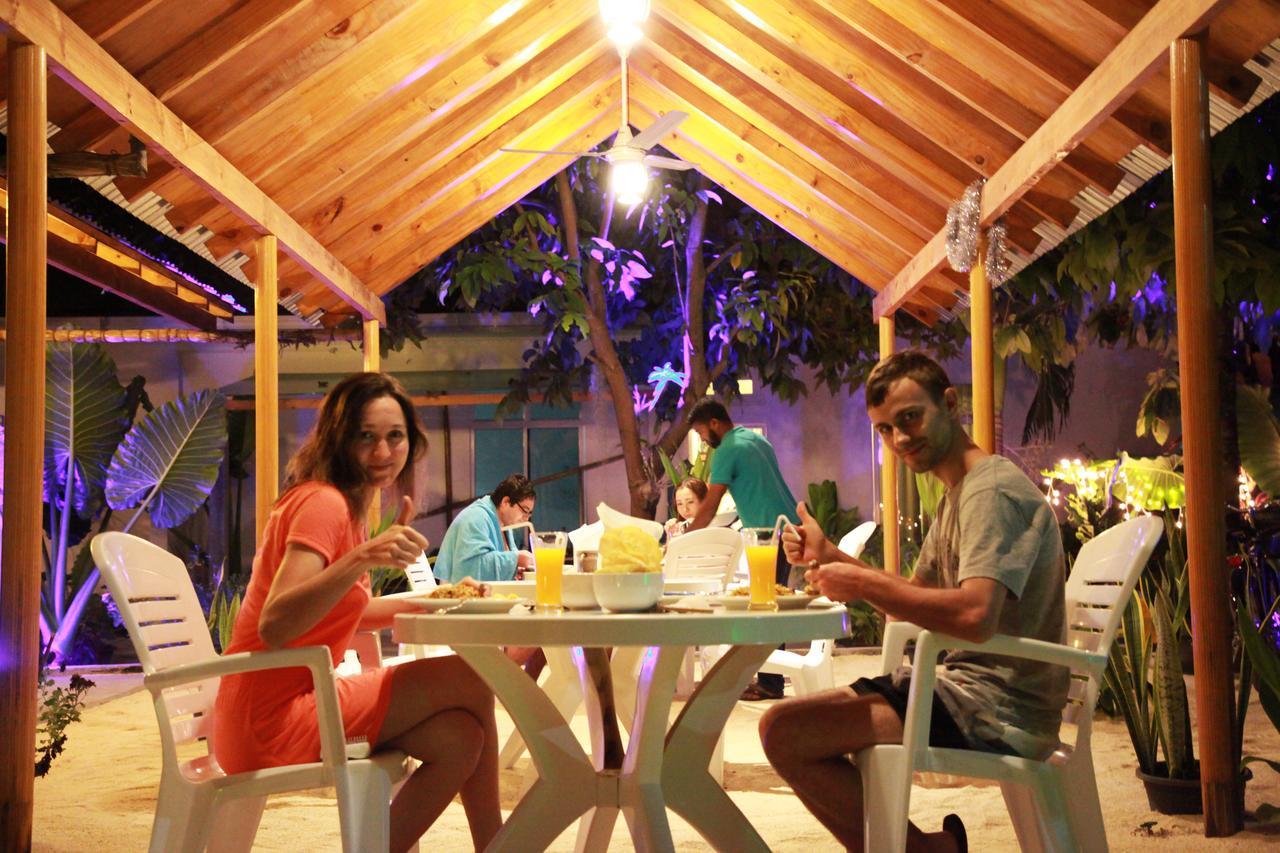 Resten Inn Thoddoo Exterior foto